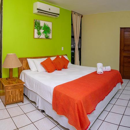 Banana Palms Hotel Rio Dulce Luaran gambar