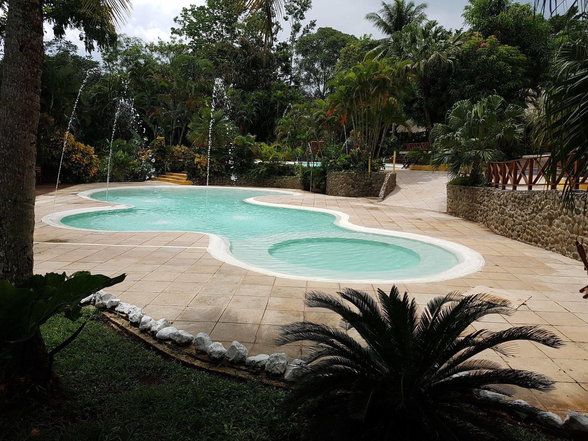 Banana Palms Hotel Rio Dulce Luaran gambar