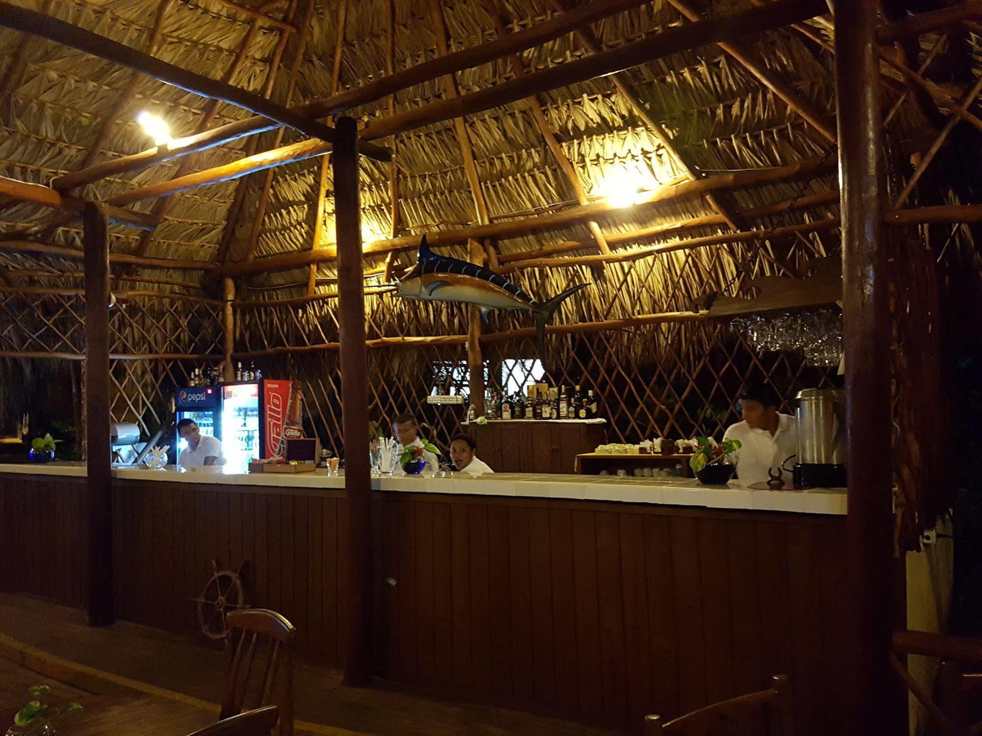 Banana Palms Hotel Rio Dulce Luaran gambar